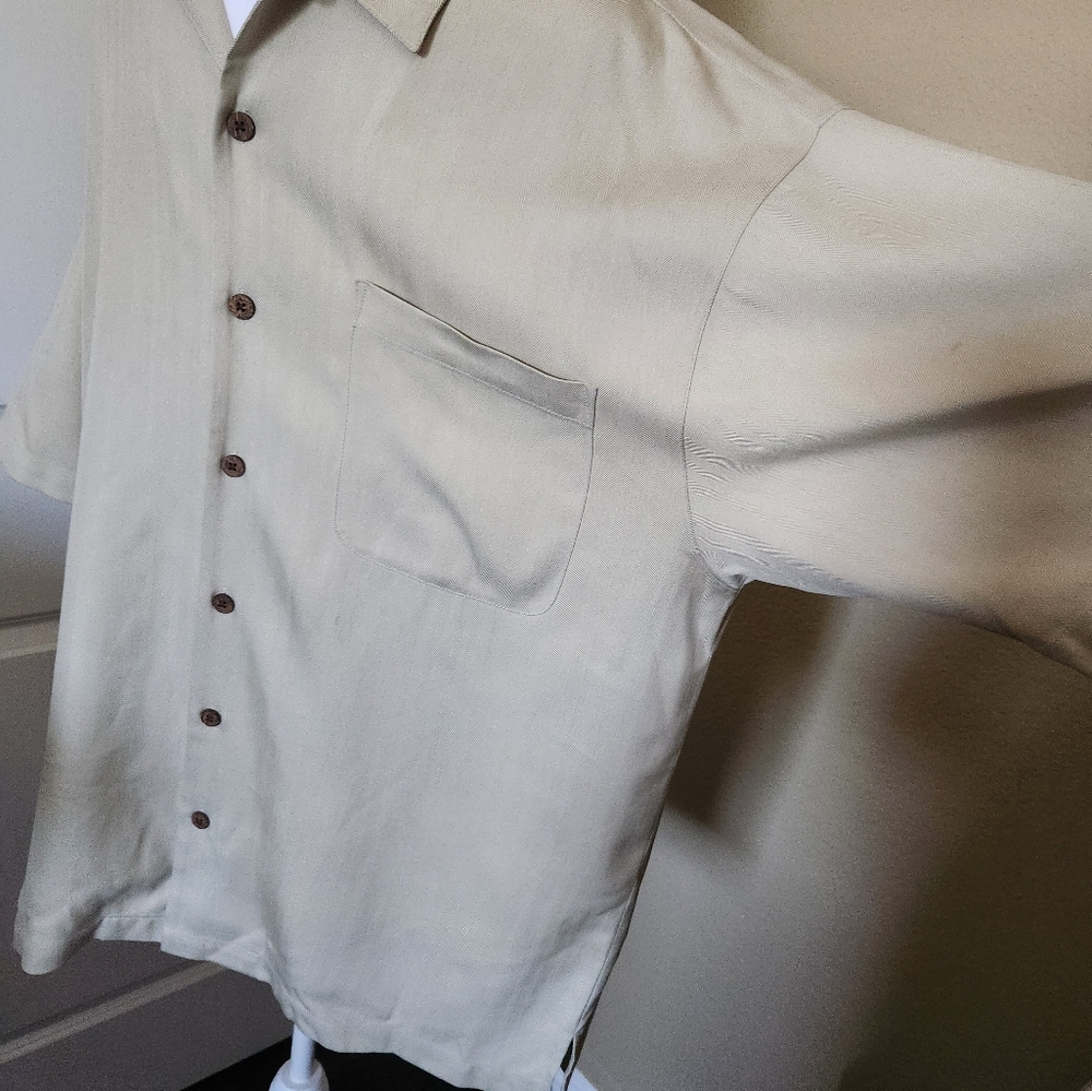 Tommy Bahama Men's Hawaiian 100% Silk Shirt Size L - Picture 2 of 5